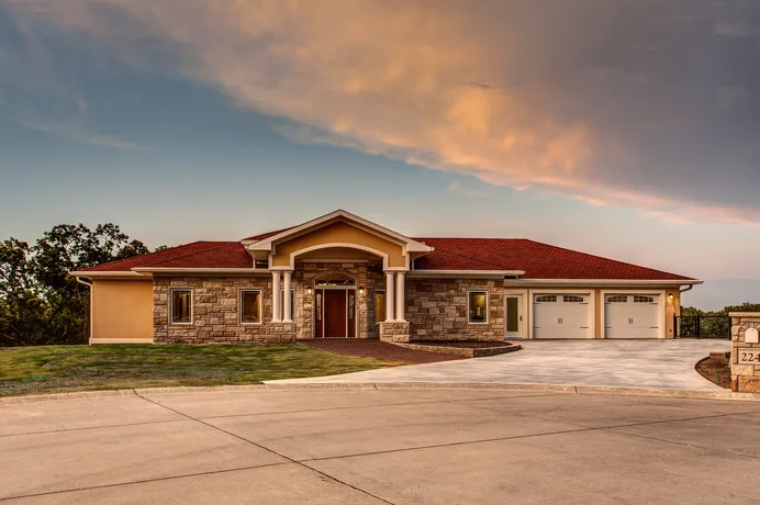 224 Starlight Ln - Custom Home in Manhattan, KS