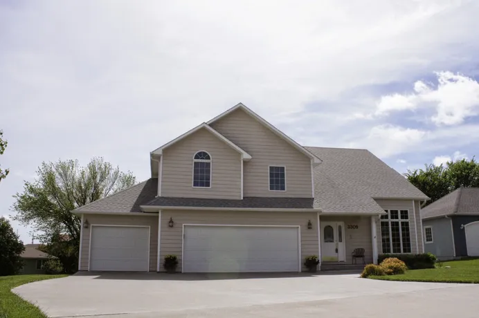 3309 Pinewood Lane - Custom Home in Manhattan, KS